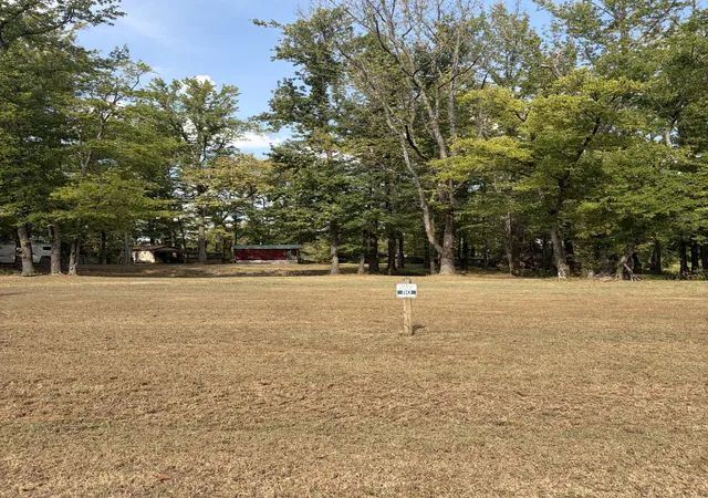 Photo 3 of Single family home for sale at 920 Elizabeth Ln, Savannah, TN 38372 | MLS# 3597647 | Listing updated on 2026-09-22