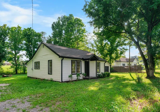 Photo 4 of Single family home for sale at 659 River Rd, Decatur, TN 37322 | MLS# 3598904 | Listing updated on 2026-09-28
