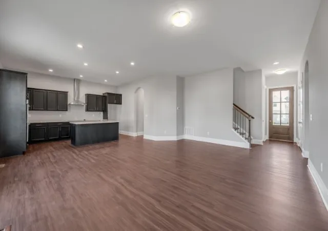 Photo 4 of Single family home for sale at 971 Hunters Ln, Springfield, TN 37172 | MLS# 3613060 | Listing updated on 2026-10-30