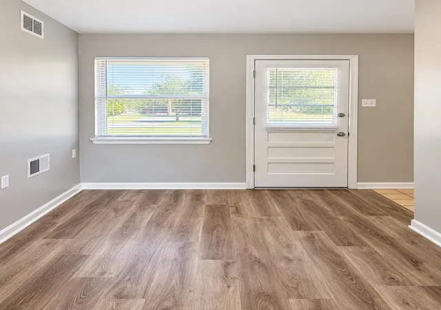 Photo 4 of Single family home for sale at 4887 Peace St, Memphis, TN 38109 | MLS# 3597613 | Listing updated on 2026-09-22