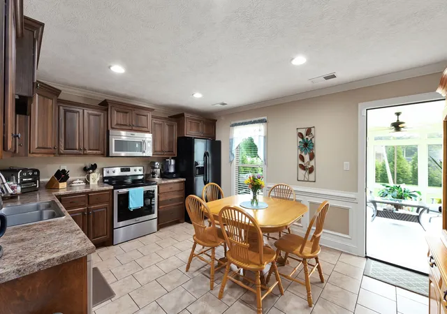 Photo 4 of Single family home for sale at 44 Little Brk Ln, Jackson, TN 38305 | MLS# 3597641 | Listing updated on 2026-09-22