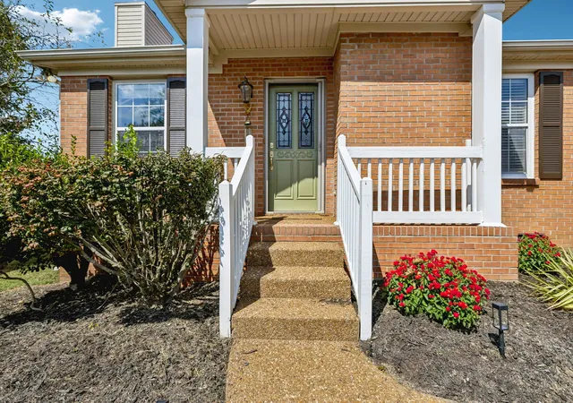 Photo 3 of Single family home for sale at 204 Nathan Dr, Goodlettsville, TN 37072 | MLS# 3610073 | Listing updated on 2026-10-04