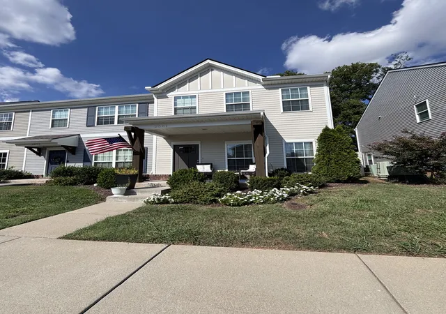 Photo 3 of Townhouse for sale at 2581 Napa Valley Way, Columbia, TN 38401 | MLS# 3598712 | Listing updated on 2026-09-24