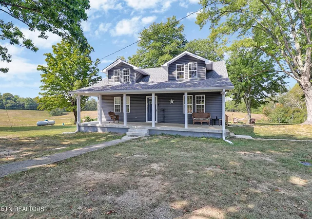 Photo 2 of Single family home for sale at 9750 Faix Rd, Byrdstown, TN 38549 | MLS# 3597634 | Listing updated on 2026-09-22