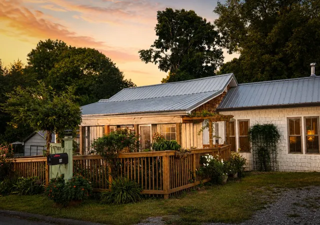 Photo 1 of Single family home for sale at 107 Brown St, Athens, TN 37303 | MLS# 3598145 | Listing updated on 2026-09-24
