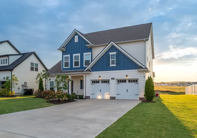 Photo 3 of Single family home for sale at 5404 Bridgemore Blvd, Murfreesboro, TN 37129 | MLS# 3597771 | Listing updated on 2026-09-24