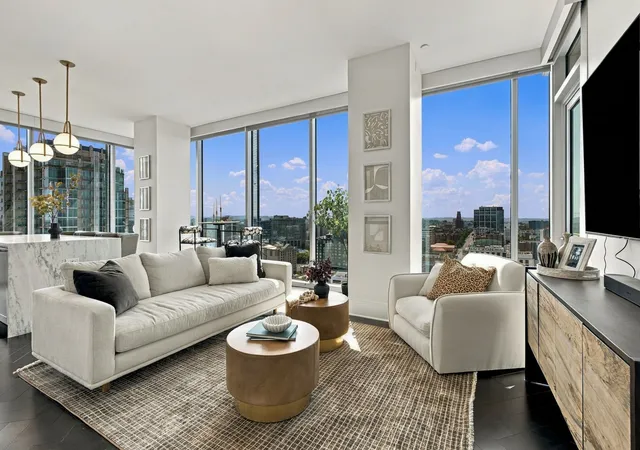 Photo 3 of Condo for sale at 1616 W End Ave #1908, Nashville, TN 37203 | MLS# 3598703 | Listing updated on 2026-09-24