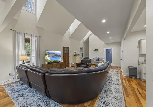 Photo 4 of Single family home for sale at 105 Gentle Ridge Way, Savannah, TN 38372 | MLS# 3597658 | Listing updated on 2026-09-22