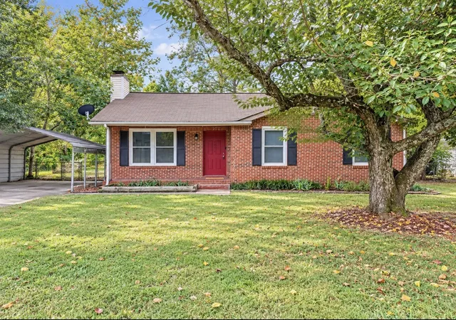 Photo 1 of Single family home for sale at 3446 Arvin Dr, Clarksville, TN 37042 | MLS# 3598398 | Listing updated on 2026-09-26