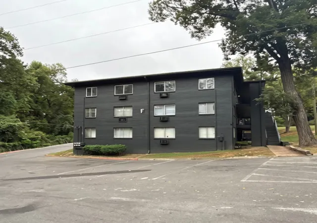 Photo 1 of Condo for sale at 550 Harding Pl #F110, Nashville, TN 37211 | MLS# 3618830 | Listing updated on 2026-10-09