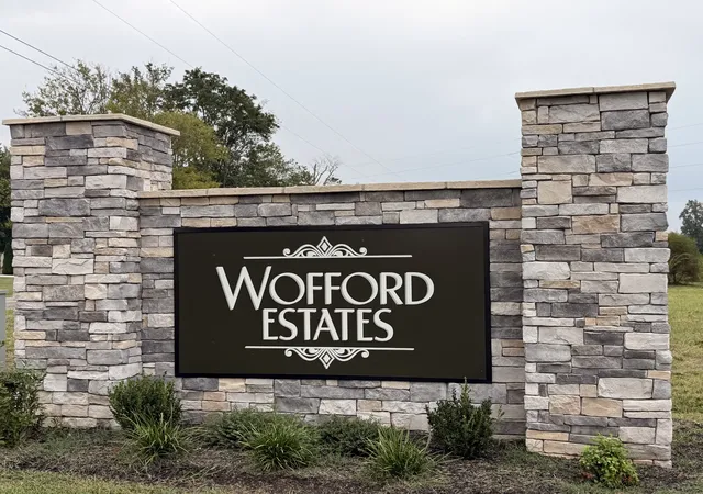 Photo 1 of Single family home for sale at 5006 Royal View Way, Clarksville, TN 37040 | MLS# 3598278 | Listing updated on 2026-10-19