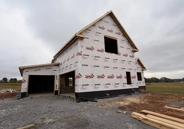 Photo 3 of Single family home for sale at 5006 Royal View Way, Clarksville, TN 37040 | MLS# 3598278 | Listing updated on 2026-10-19