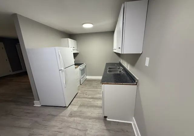 Photo 3 of Condo for sale at 550 Harding Pl #F121, Nashville, TN 37211 | MLS# 3618831 | Listing updated on 2026-10-09