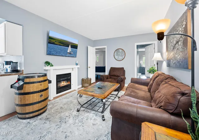 Photo 2 of Condo for sale at 413 Baskins Crk Rd #501, Gatlinburg, TN 37738 | MLS# 3597679 | Listing updated on 2026-09-24