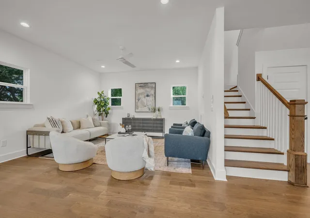 Photo 2 of Single family home for sale at 319 Glenrose Ave, Nashville, TN 37210 | MLS# 3598638 | Listing updated on 2026-09-24
