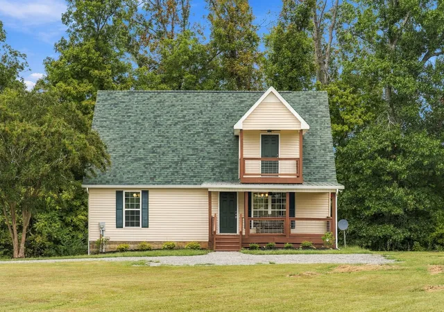 Photo 4 of Single family home for sale at 933 Harsh Ln, Castalian Springs, TN 37031 | MLS# 3598622 | Listing updated on 2026-10-06