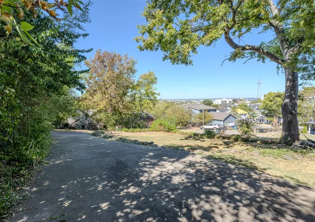 Photo 24 of Single family home for sale at 303 35th Avenue N, Nashville, TN 37209 | MLS# 3601279 | Listing updated on 2026-10-05
