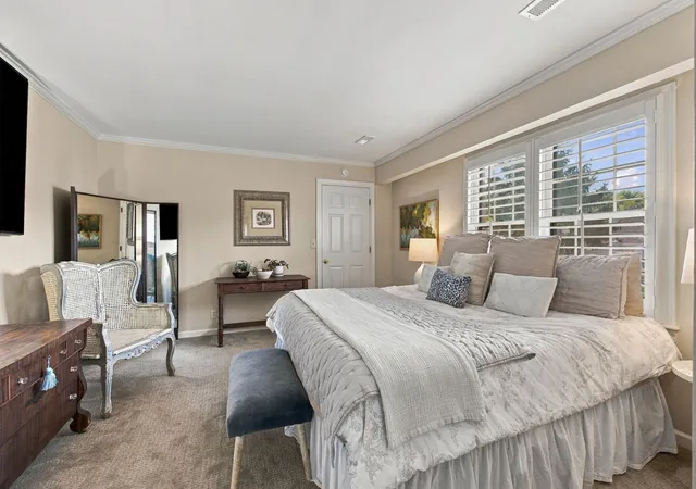 Photo 3 of Townhouse for sale at 248 Westchase Dr, Nashville, TN 37205 | MLS# 3599442 | Listing updated on 2026-10-09