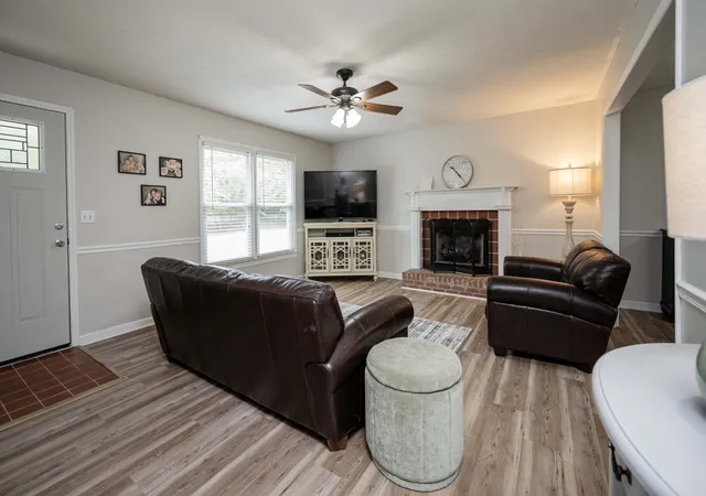 Photo 4 of Single family home for sale at 2722 Lone Oak Dr, Murfreesboro, TN 37128 | MLS# 3619448 | Listing updated on 2026-10-25