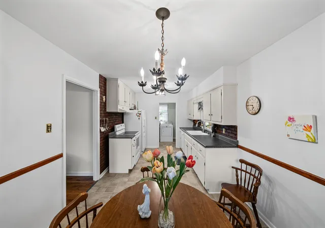 Photo 3 of Single family home for sale at 128 Pardue Ln, Hopkinsville, KY 42240 | MLS# 3598069 | Listing updated on 2026-10-03