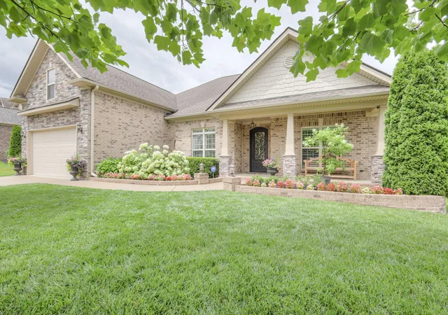 Photo 1 of Single family home for sale at 9006 Safe Hvn Pl, Spring Hill, TN 37174 | MLS# 3614519 | Listing updated on 2026-10-08