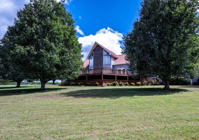 Single family home for sale at 220 Waco Rd, Lynnville, TN 38472 | MLS# 3602592
