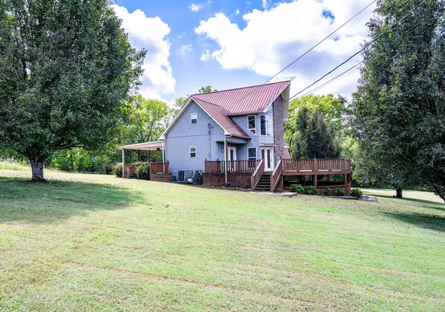 Photo 3 of Single family home for sale at 220 Waco Rd, Lynnville, TN 38472 | MLS# 3602592 | Listing updated on 2026-10-15