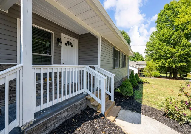 Photo 4 of Single family home for sale at 146 Fescue Dr, Chickamauga, GA 30707 | MLS# 3597788 | Listing updated on 2026-10-07