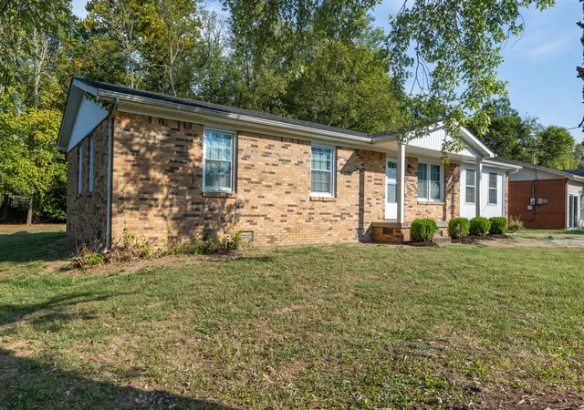 Photo 2 of Single family home for sale at 1339 Meadowbrook Dr, Pulaski, TN 38478 | MLS# 3597860 | Listing updated on 2026-09-22