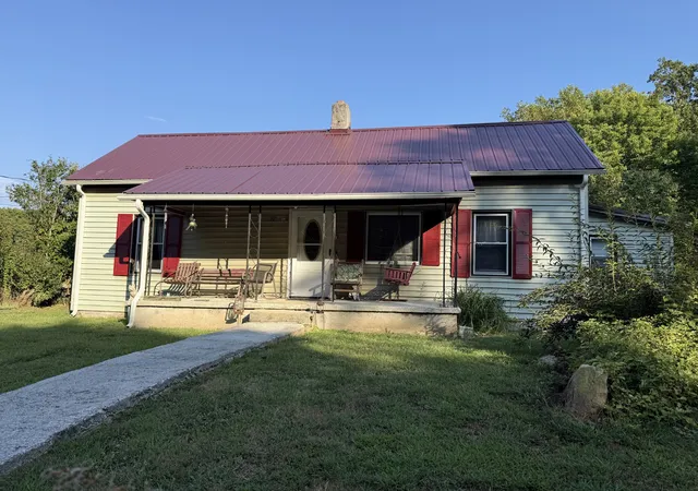Photo 1 of Single family home for sale at 835 Vowell Mountain Ln, Rocky Top, TN 37769 | MLS# 3597838 | Listing updated on 2026-09-24