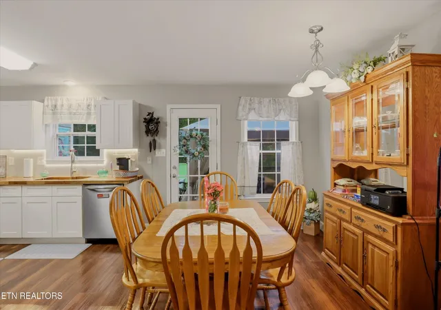 Photo 4 of Single family home for sale at 617 Kimberlin Hts Rd, Kimberlin Heights, TN 37920 | MLS# 3597839 | Listing updated on 2026-09-22