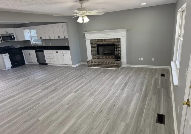 Photo 4 of Single family home for sale at 2039 Sterling St, Murfreesboro, TN 37127 | MLS# 3598266 | Listing updated on 2026-09-23