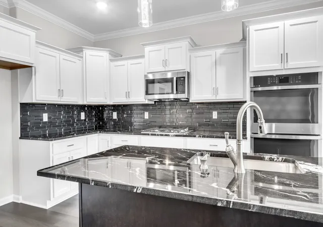 Photo 4 of Single family home for sale at 617 Summerfield, Clarksville, TN 37040 | MLS# 3598217 | Listing updated on 2026-09-25