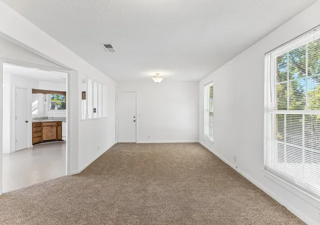 Photo 3 of Single family home for sale at 329 Belinda Pkwy, Mount Juliet, TN 37122 | MLS# 3603620 | Listing updated on 2026-10-01