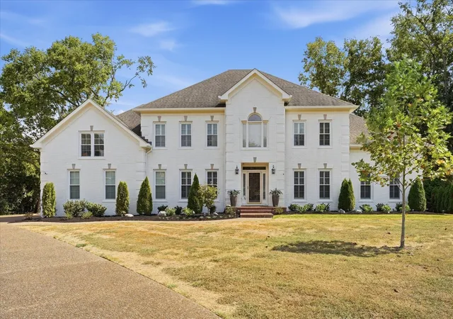 Photo 2 of Single family home for sale at 5154 Hereford Ct, Brentwood, TN 37027 | MLS# 3628200 | Listing updated on 2026-10-29