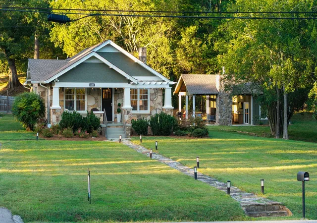 Photo 1 of Single family home for sale at 3709 Kellys Fry Rd, Chattanooga, TN 37419 | MLS# 3597875 | Listing updated on 2026-10-09