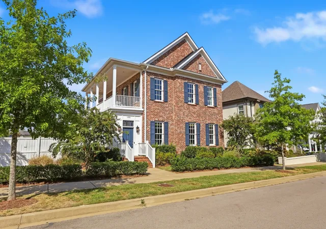 Photo 4 of Single family home for sale at 1096 Beckwith St, Franklin, TN 37064 | MLS# 3597905 | Listing updated on 2026-09-24