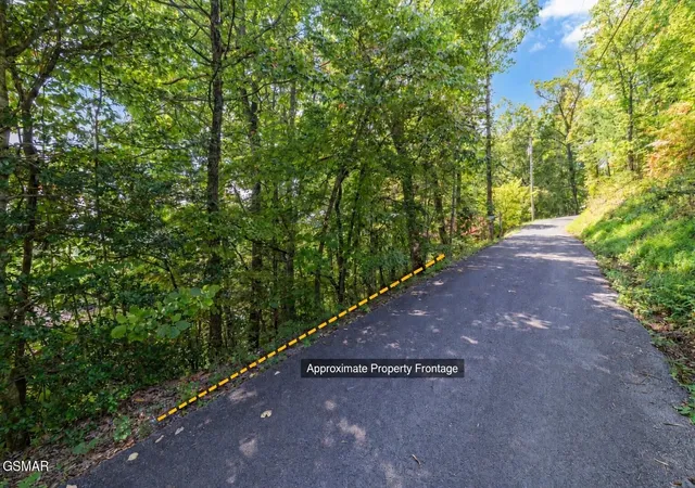 Photo 3 of Land for sale at 1016 Vista Dr, Gatlinburg, TN 37738 | MLS# 3597903 | Listing updated on 2026-10-07