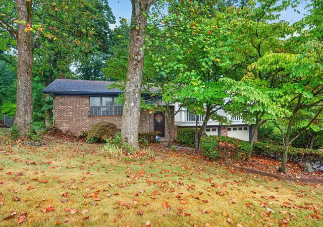 Single family home for sale at 6410 Ridge Lake Rd, Hixson, TN 37343 | MLS# 3597906