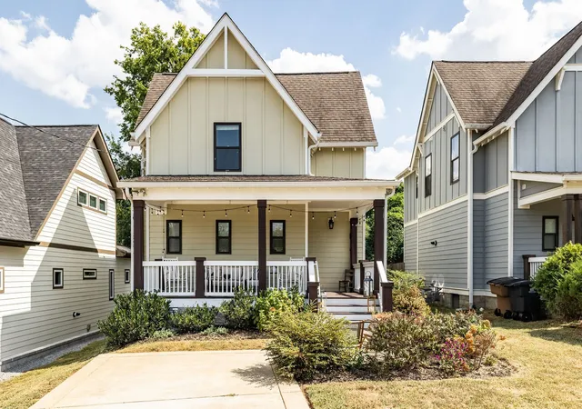 Photo 1 of Single family home for sale at 1422b Huffine St, Nashville, TN 37216 | MLS# 3598468 | Listing updated on 2026-10-26