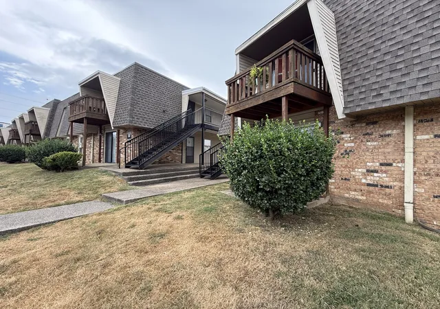 Photo 1 of Condo for sale at 370 Wallace Rd #B3, Nashville, TN 37211 | MLS# 3597937 | Listing updated on 2026-09-23