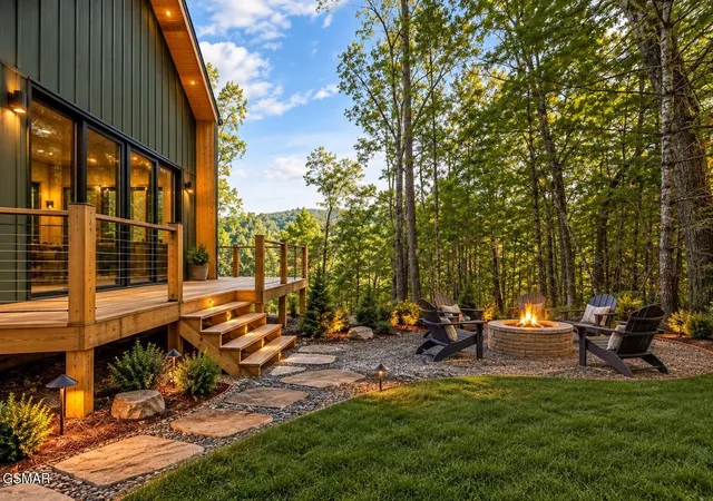 Photo 2 of Single family home for sale at 4170 Mountain Rest Way, Sevierville, TN 37876 | MLS# 3597935 | Listing updated on 2026-09-28