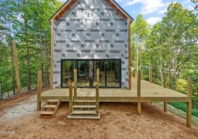 Photo 3 of Single family home for sale at 4170 Mountain Rest Way, Sevierville, TN 37876 | MLS# 3597935 | Listing updated on 2026-09-28