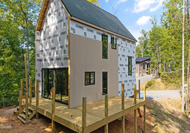 Photo 4 of Single family home for sale at 4170 Mountain Rest Way, Sevierville, TN 37876 | MLS# 3597935 | Listing updated on 2026-09-28