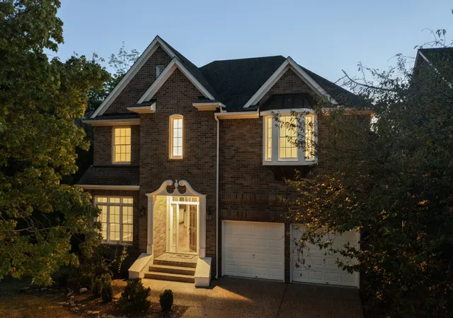 Photo 1 of Single family home for sale at 1109 Black Cherry Ct, Nashville, TN 37215 | MLS# 3597960 | Listing updated on 2026-10-06