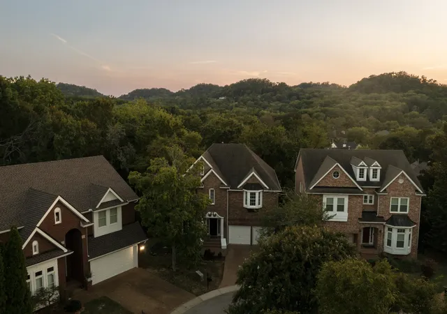 Photo 3 of Single family home for sale at 1109 Black Cherry Ct, Nashville, TN 37215 | MLS# 3597960 | Listing updated on 2026-10-06