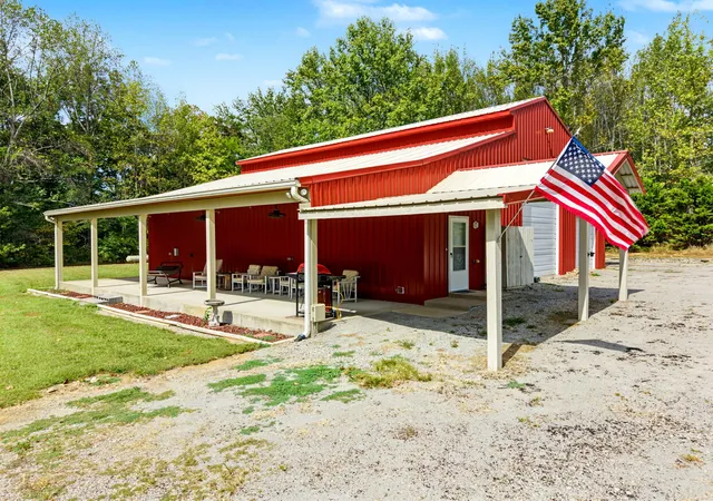 Photo 1 of Single family home for sale at 430 Powell Chapel Rd, Pulaski, TN 38478 | MLS# 3601367 | Listing updated on 2026-09-26