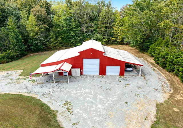 Photo 2 of Single family home for sale at 430 Powell Chapel Rd, Pulaski, TN 38478 | MLS# 3601367 | Listing updated on 2026-09-26