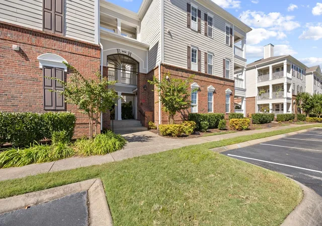 Photo 3 of Condo for sale at 4000 Deer Crk Blvd #H1, Spring Hill, TN 37174 | MLS# 3603975 | Listing updated on 2026-10-09