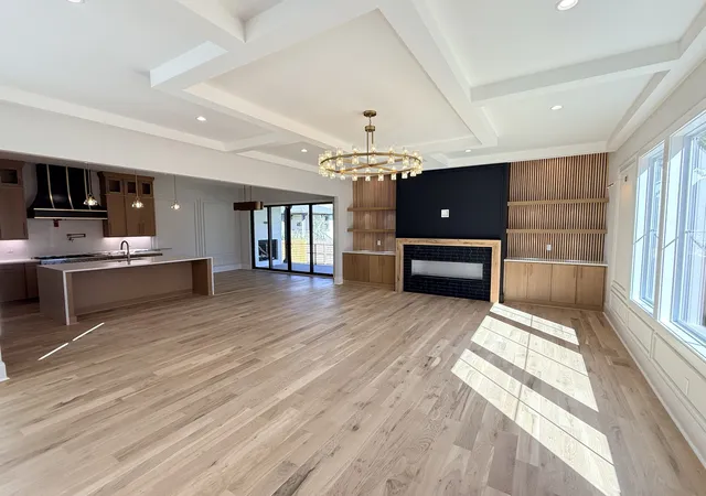 Photo 3 of Single family home for sale at 1806 Shackleford Rd, Nashville, TN 37215 | MLS# 3602582 | Listing updated on 2026-10-02